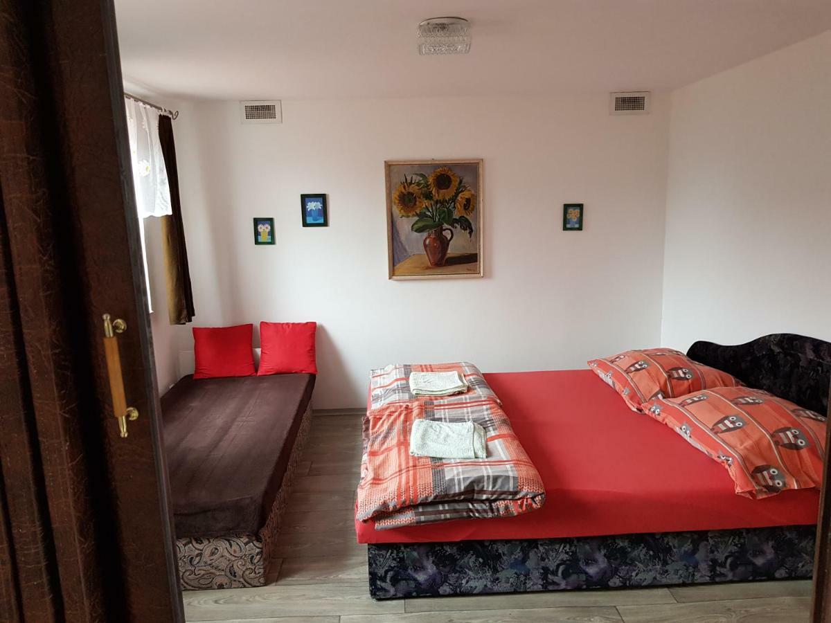 Apartman Marcela Libouchec Buitenkant foto